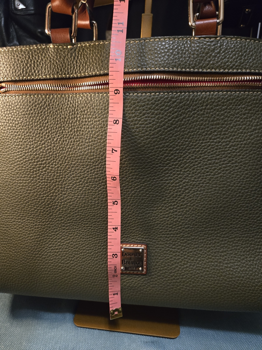 Like New Dooney & Bourke Olive Green Pebbled Leather Satchel with Brown Handles - Picture 8 of 16